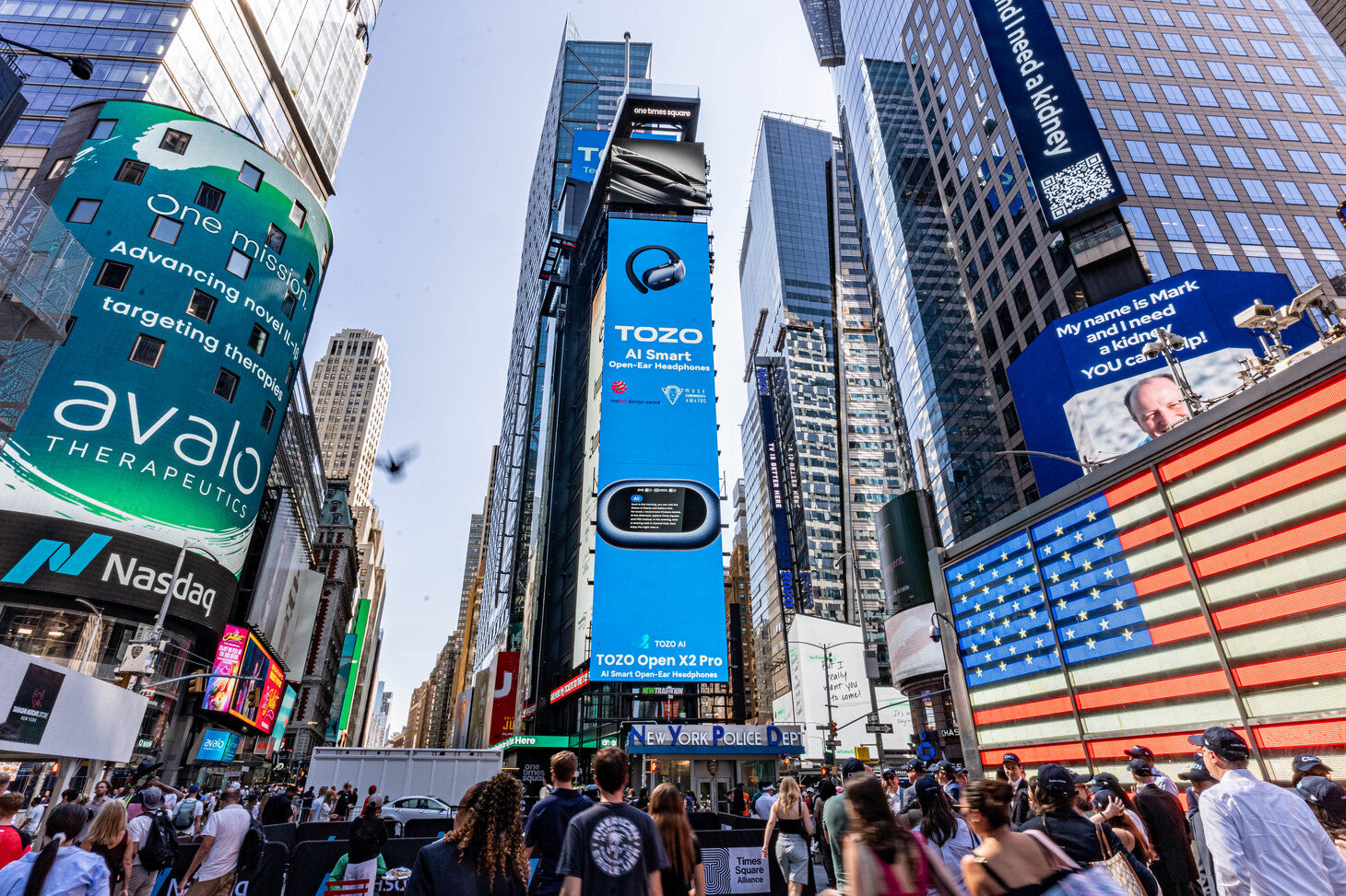 TOZO Open X2 Pro Takes Center Stage at Times Square