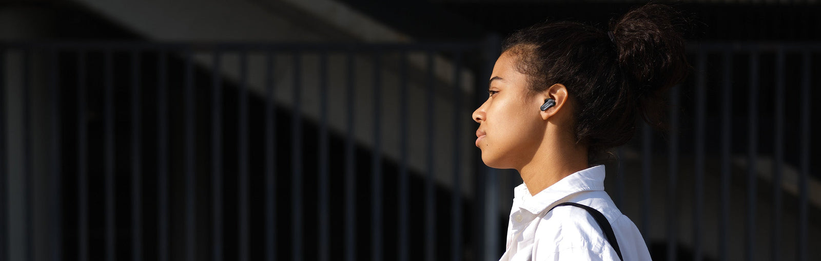 In-Ear Earbuds vs. Over-Ear Headphones: Which Is Best for Your Lifestyle?